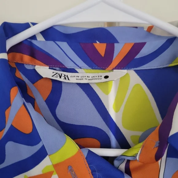 Zara Vibrant Multi-Color Printed Button-Up Top - Picture 2 of 2